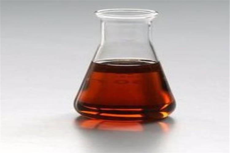 當(dāng)工業(yè)齒輪油或水中存在著某些既有親油基又有親水基的表面活性物質(zhì)(如羧酸衍生物)時(shí)，它們會(huì)在溫度及濃度適宜時(shí)，締合在一起