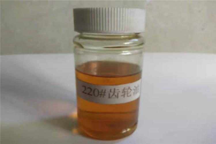 添加劑的過(guò)量會(huì)打破工業(yè)齒輪油本身的平衡，引起油品性能下降